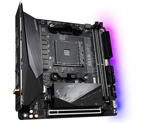 gigabyte-b550i-aorus-pro-ax-zocalo-am4-mini-itx-amd-b550-3